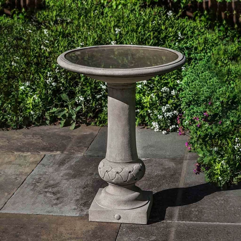 Campania Williamsburg Knot Garden Birdbath – B-179